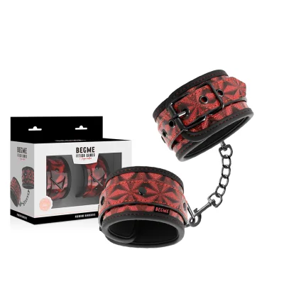 BEGME - RED EDITION PREMIUM HANDCUFFS WITH NEOPRENE LINING BEGME - RED EDITION PREMIUM HANDCUFFS WITH NEOPRENE LINING