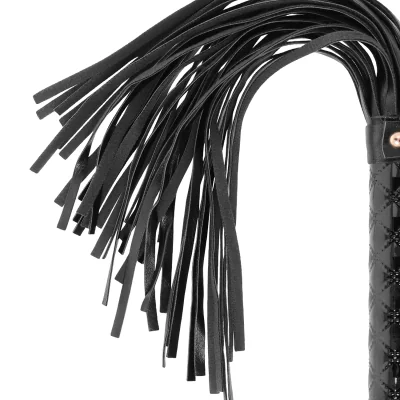 BEGME - BLACK EDITION VEGAN LEATHER FLOGGER BEGME - BLACK EDITION VEGAN LEATHER FLOGGER