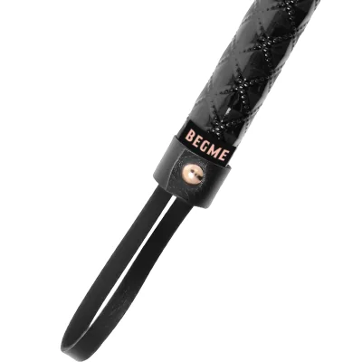 BEGME - BLACK EDITION VEGAN LEATHER FLOGGER BEGME - BLACK EDITION VEGAN LEATHER FLOGGER