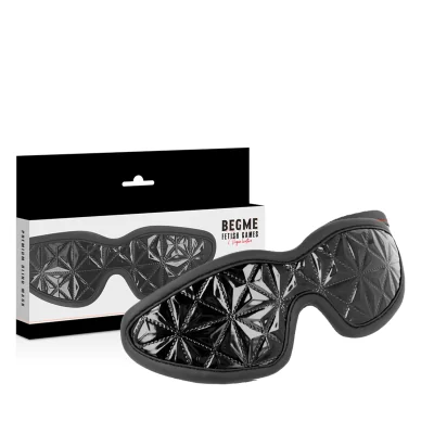BEGME - BLACK EDITION PREMIUM BLIND MASK WITH NEOPRENE LINING BEGME - BLACK EDITION PREMIUM BLIND MASK WITH NEOPRENE LINING