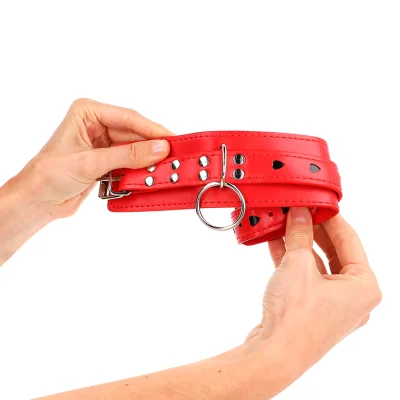 KINK - RED WRIST RESTRAINTS WITH BLACK HEART INLAY ADJUSTABLE